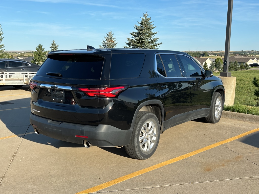 chevrolet traverse limited 2024 1GNETTKW8RJ129747 image chevrolet traverse limited 2024 1GNETTKW8RJ129747 image